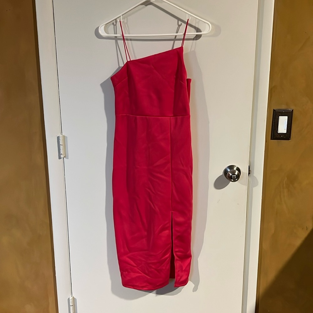 Women’s small pink dress